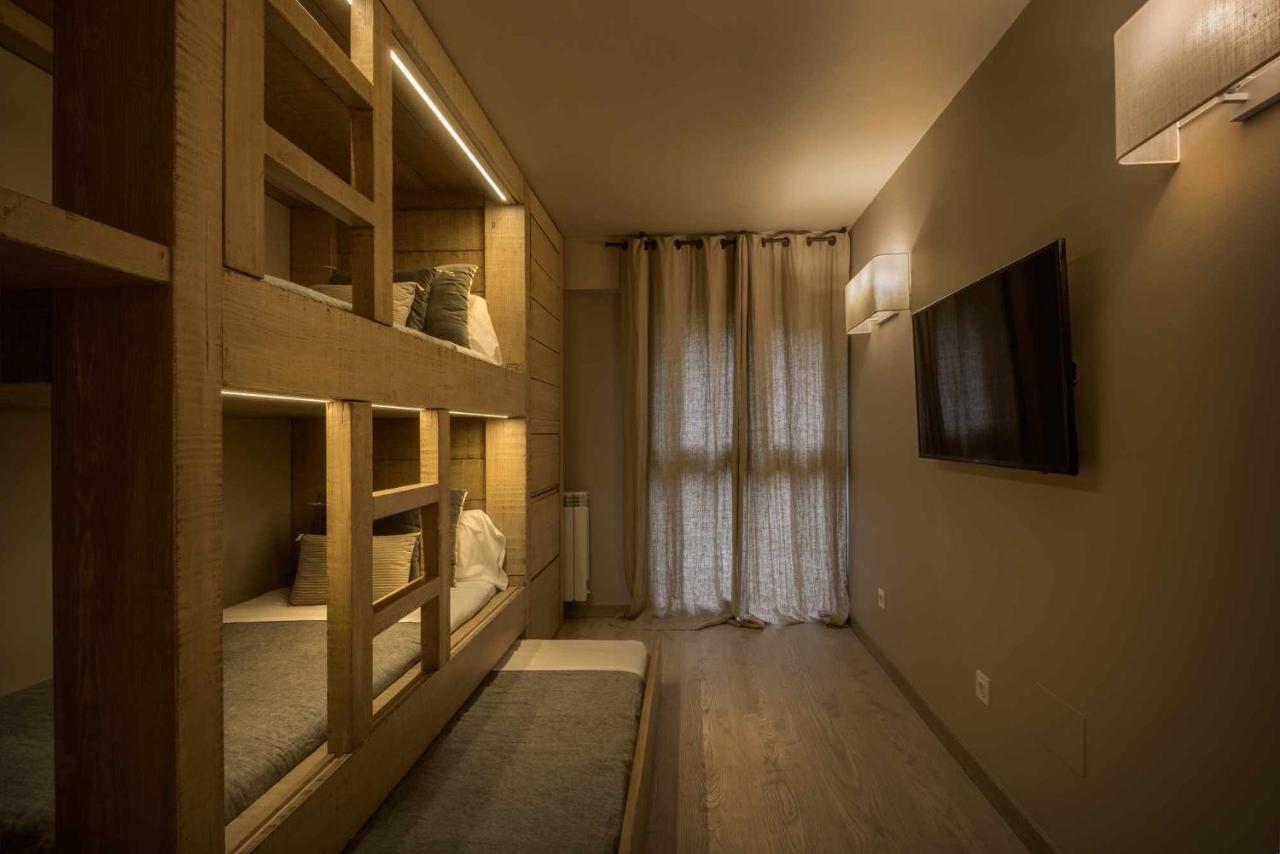 MONTELIA Ático El Ciervo de Panticosa Apartamento Exterior foto